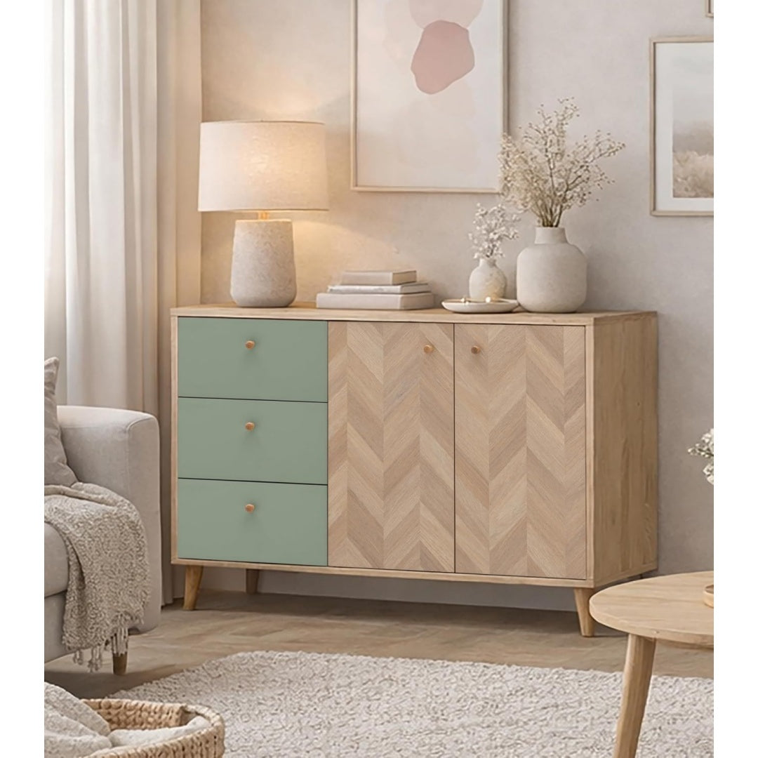Sideboard verbindet Schubladen und Fischgraetenmuster