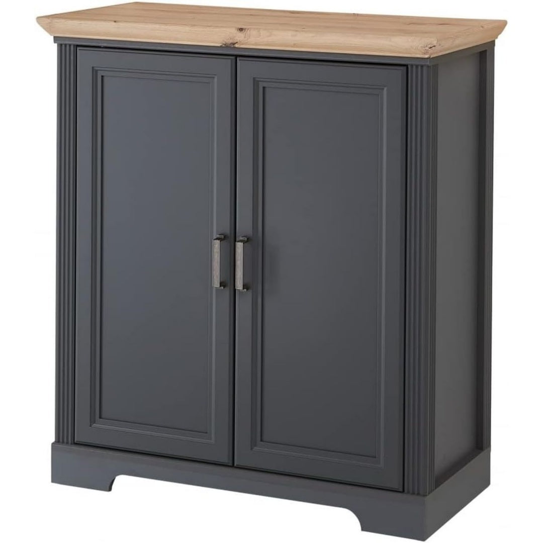 Das Sideboard setzt auf geschlossenen Stauraum
