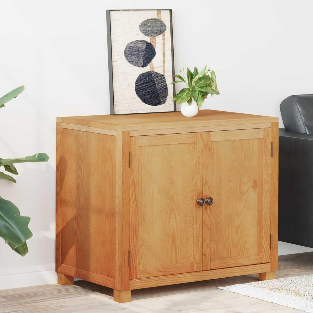 Das Sideboard nimmt mit 78 x 50 x 70 cm Gestalt an