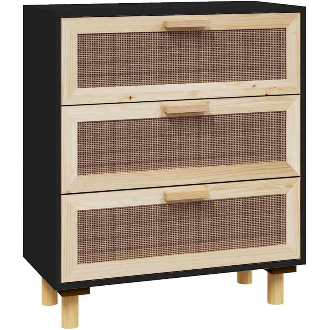 Das Sideboard vereint Flechtoptik mit Schubladen