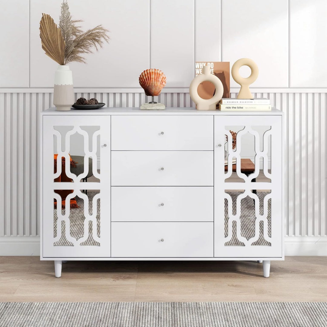 Sideboard verbindet einen Spiegel und Holzbeine