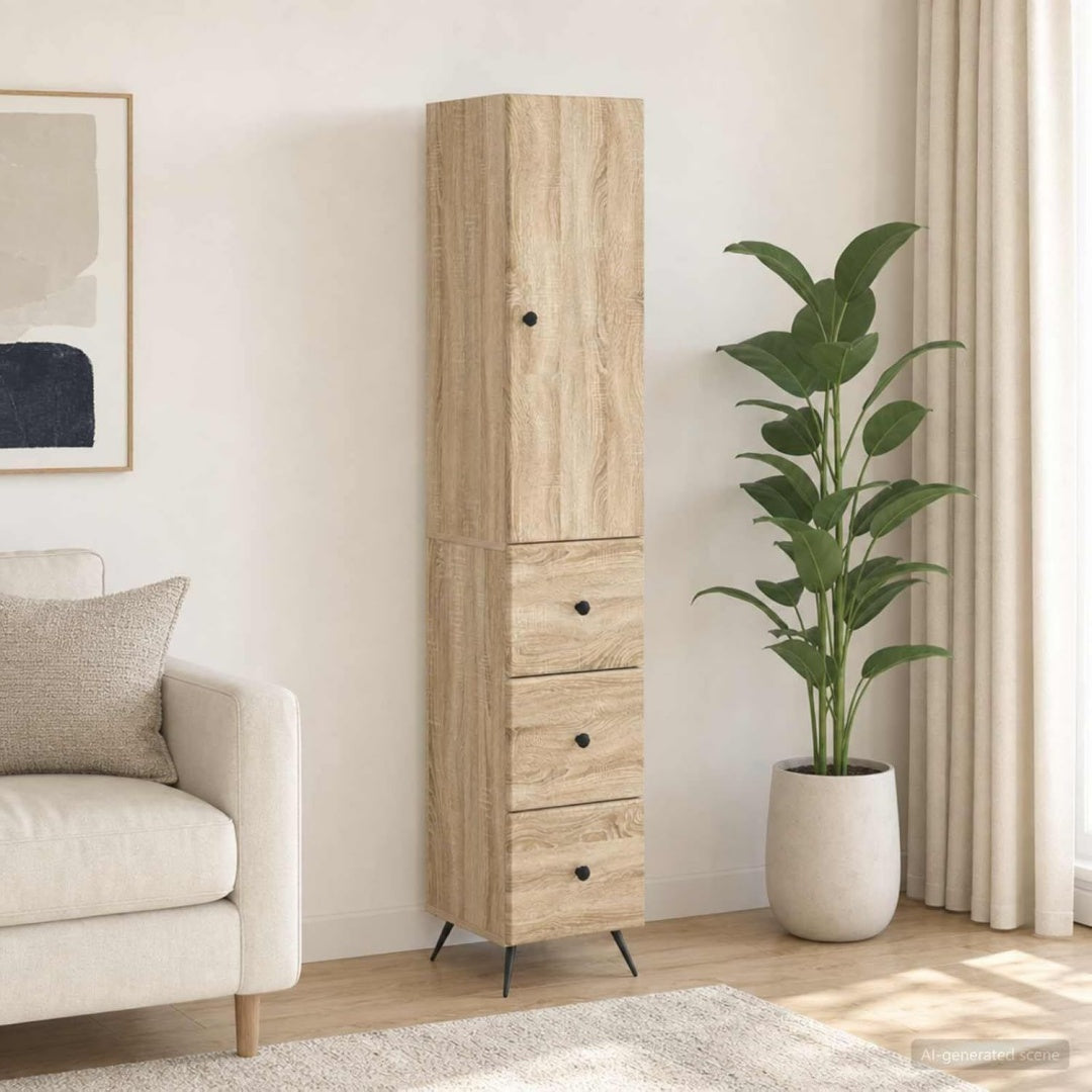 Das Sideboard vereint Metallgriffe mit geschlossenem Stauraum